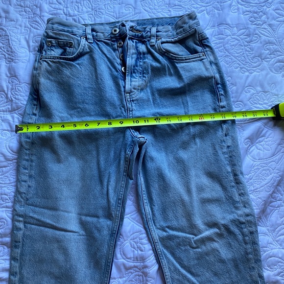 Jean - Picture 5 of 7